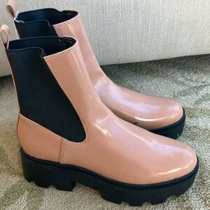 Open Edit Iris Lug Chelsea Boot. Women’s size 8.5Color: pink tan black